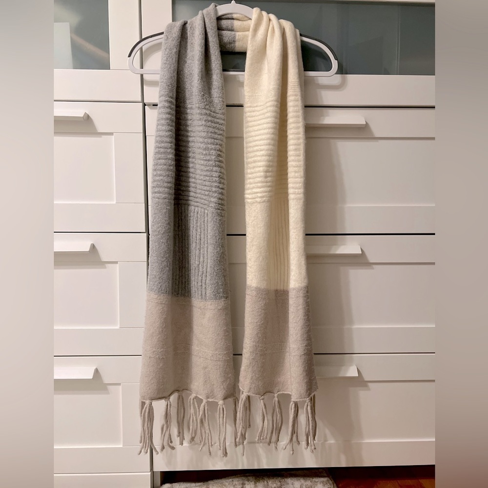 Vince Camuto Color Block Winter Scarf